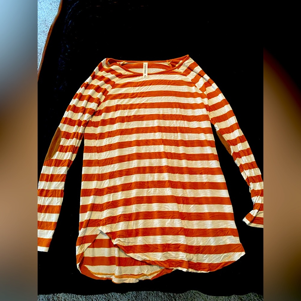 Maternity shirt